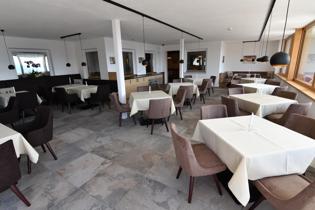 Hotel Kristall Meransen